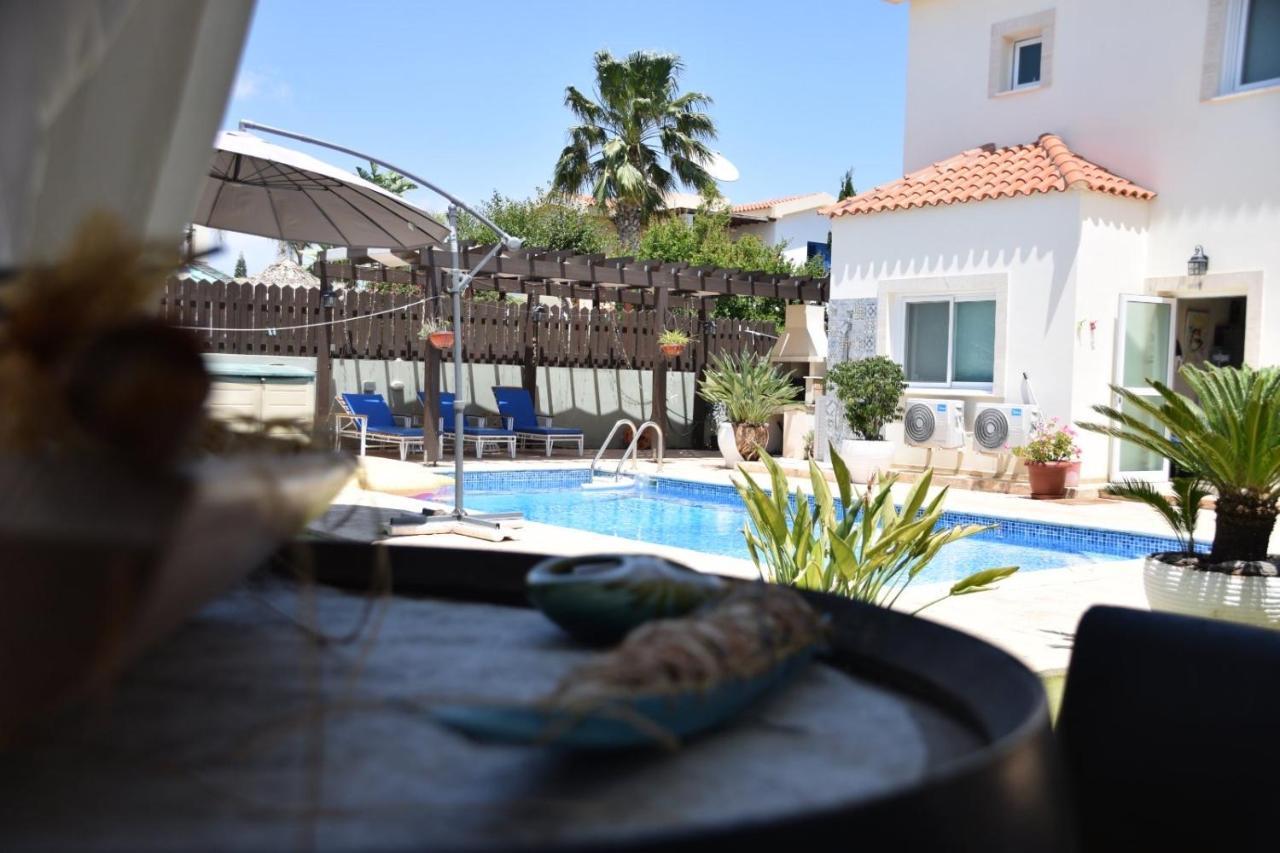 Unique Beach Luxurious Villas Ayia Napa Exterior foto