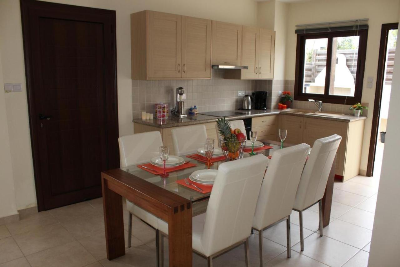 Unique Beach Luxurious Villas Ayia Napa Exterior foto
