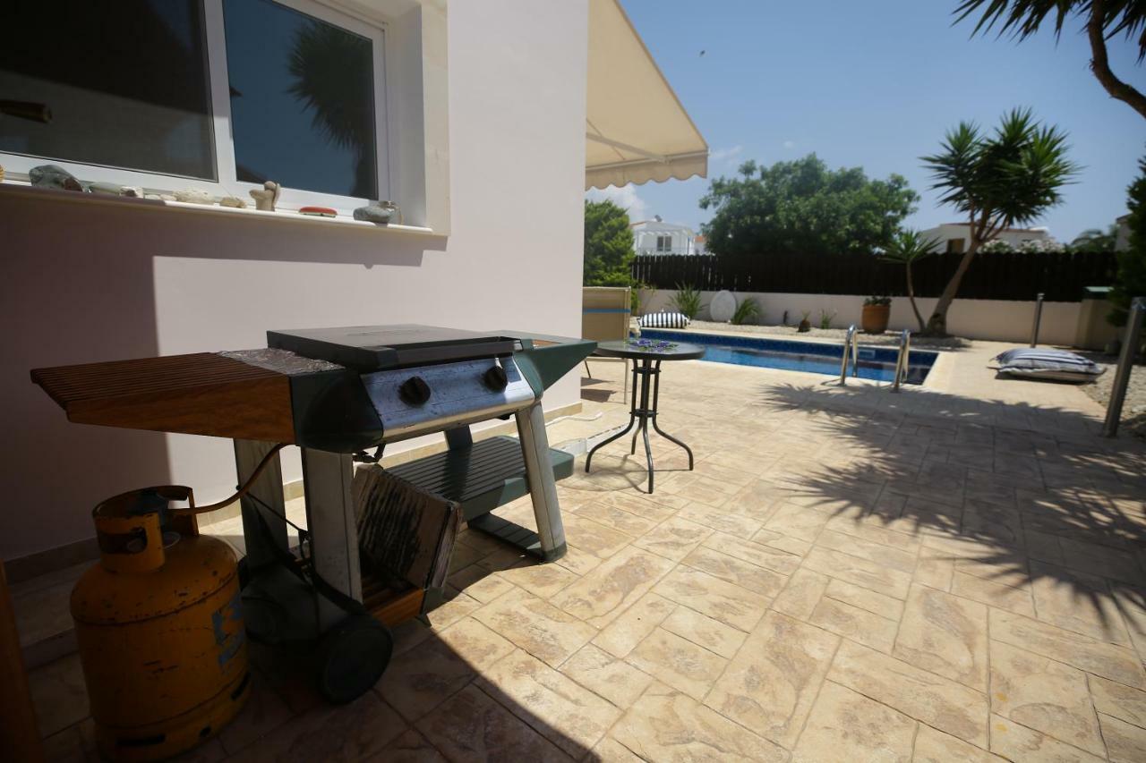 Unique Beach Luxurious Villas Ayia Napa Exterior foto